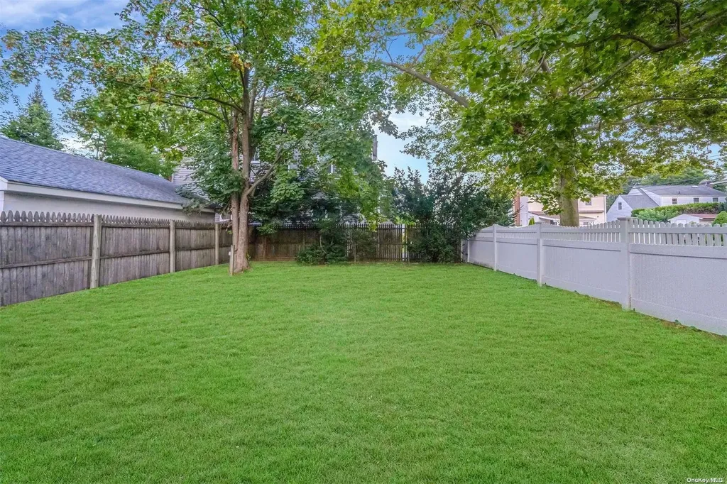 266 Earle Avenue Lynbrook NY 11563