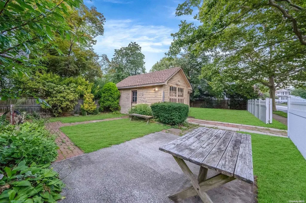 266 Earle Avenue Lynbrook NY 11563