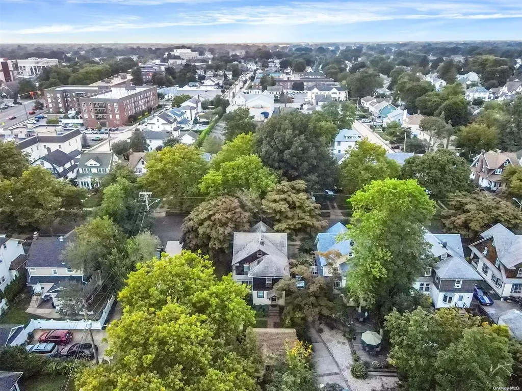 266 Earle Avenue Lynbrook NY 11563
