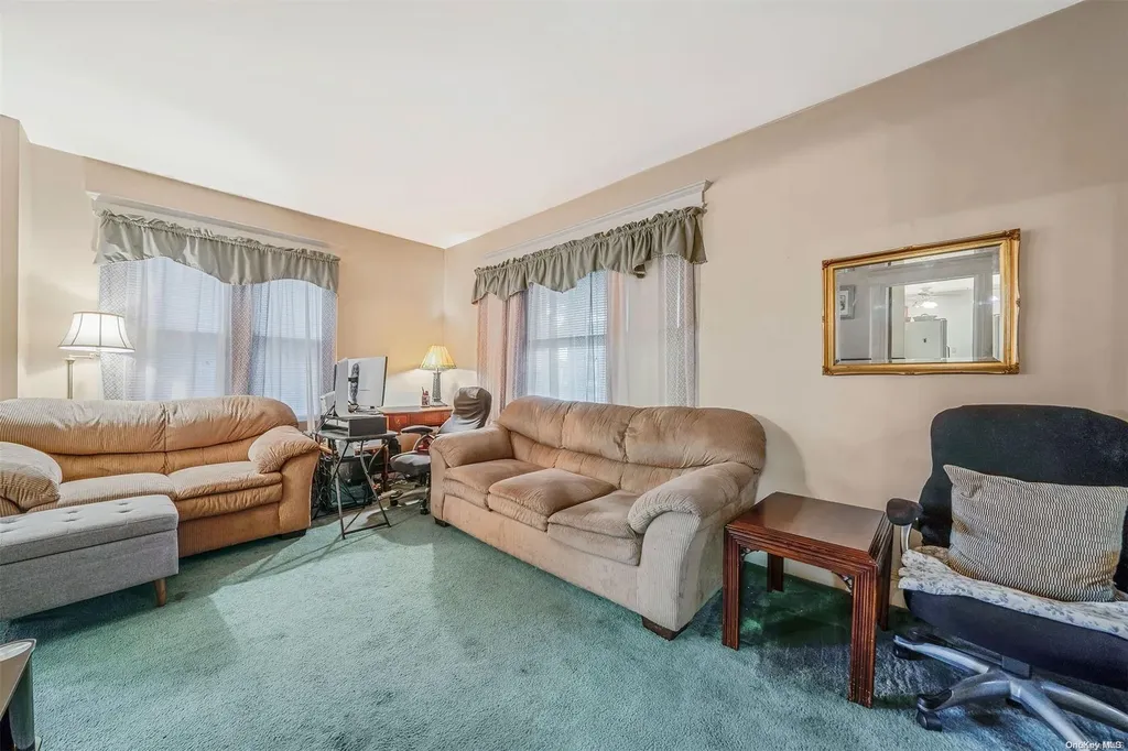 266 Earle Avenue Lynbrook NY 11563