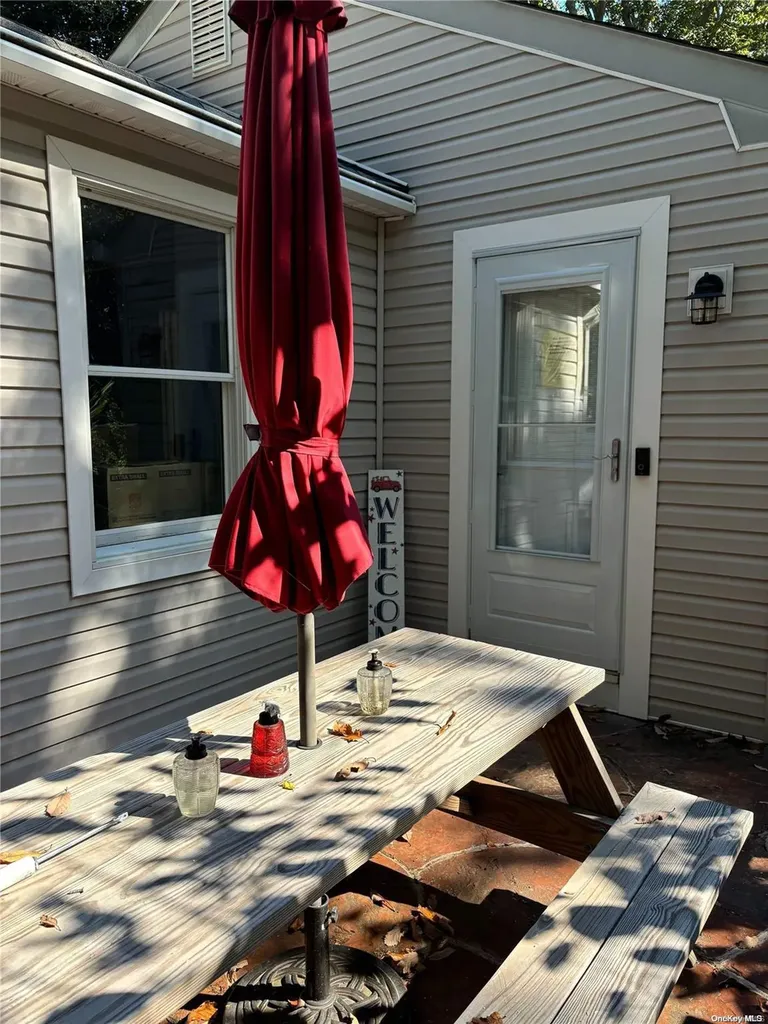 181 Magnolia Drive Rocky Point NY 11778