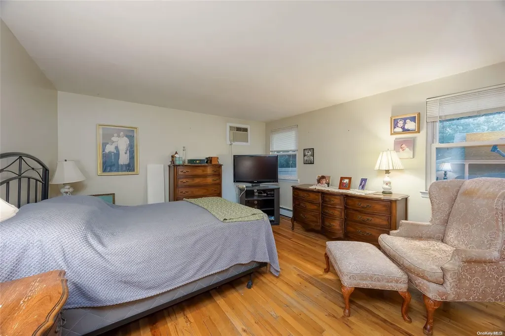 2682 Harrison Avenue Oceanside NY 11572