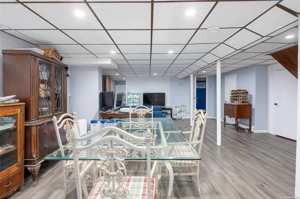 2682 Harrison Avenue Oceanside NY 11572