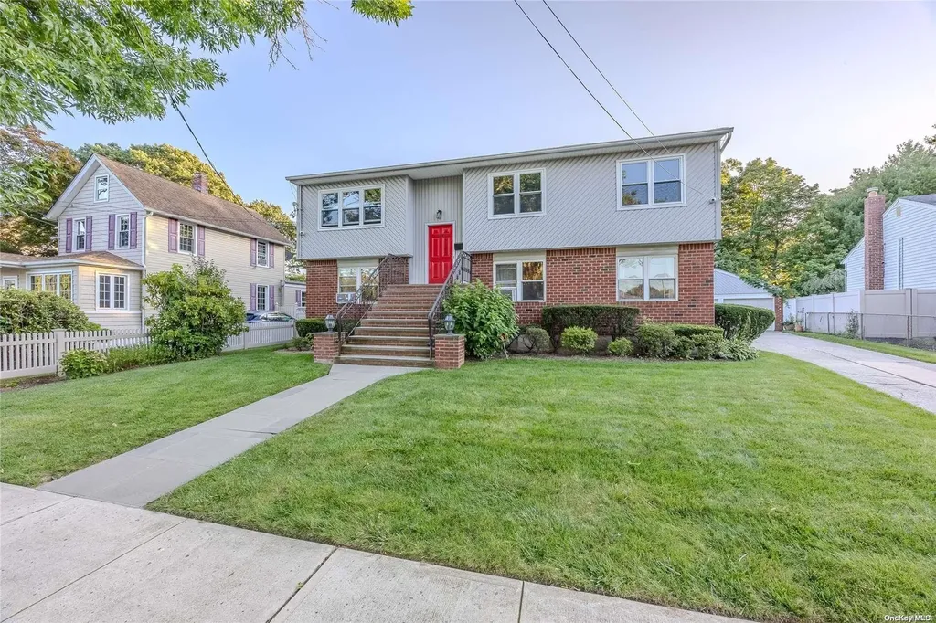 2682 Harrison Avenue Oceanside NY 11572