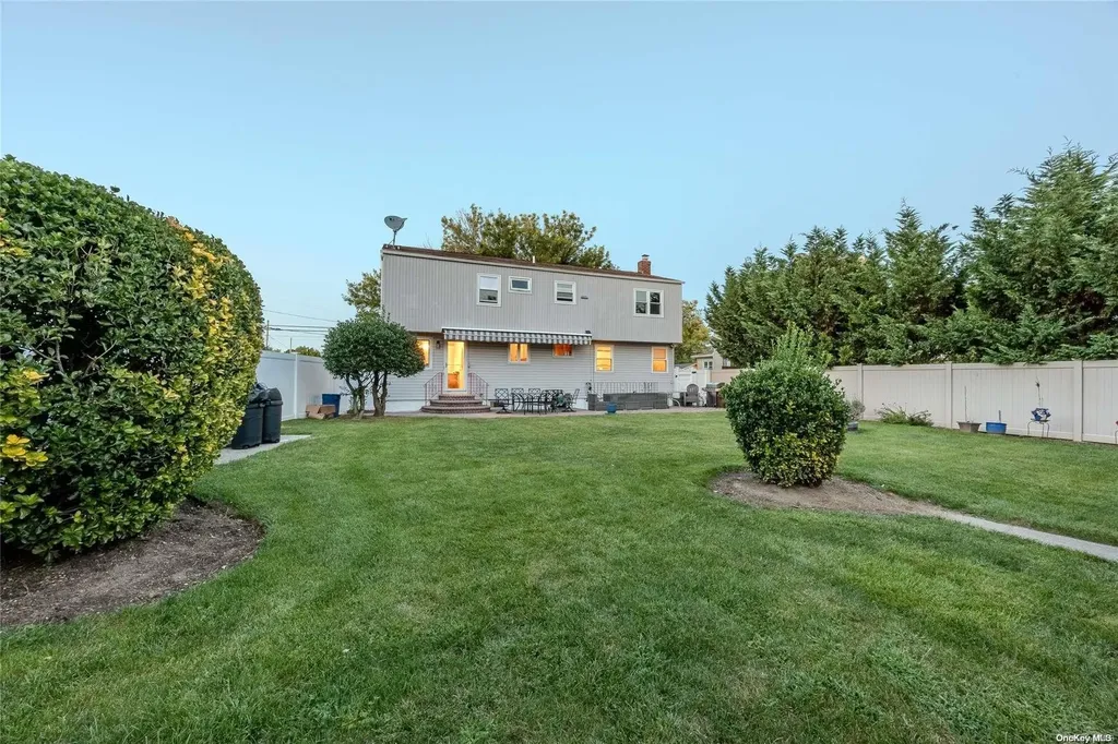 2682 Harrison Avenue Oceanside NY 11572