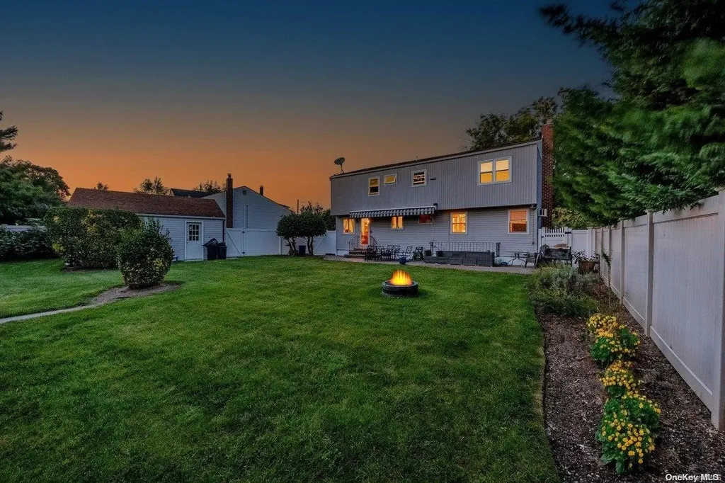2682 Harrison Avenue Oceanside NY 11572