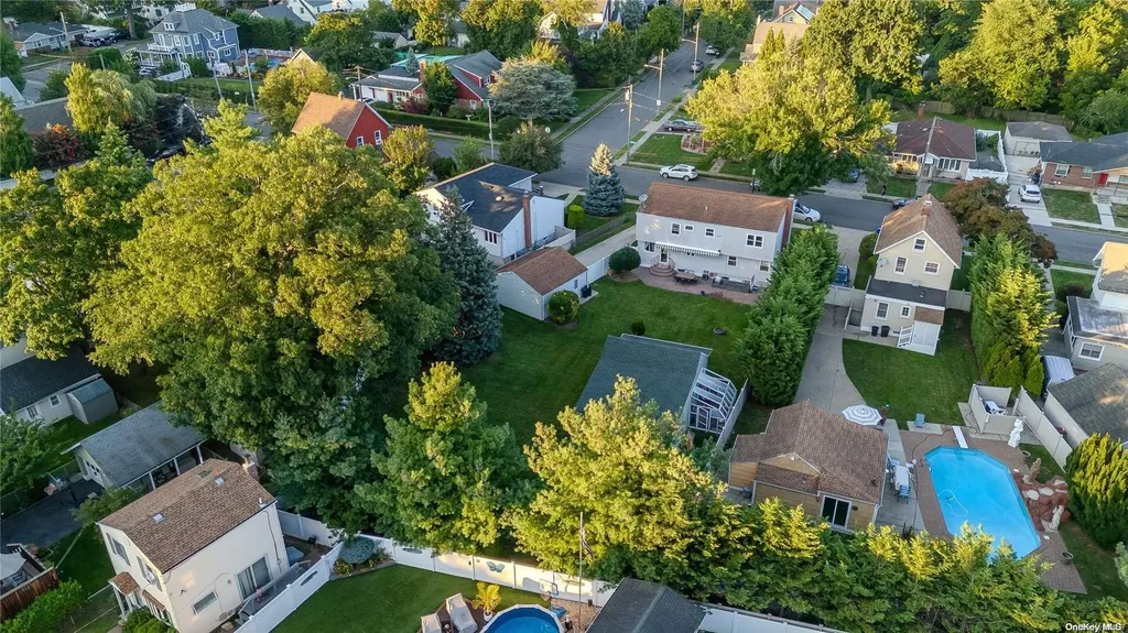 2682 Harrison Avenue Oceanside NY 11572