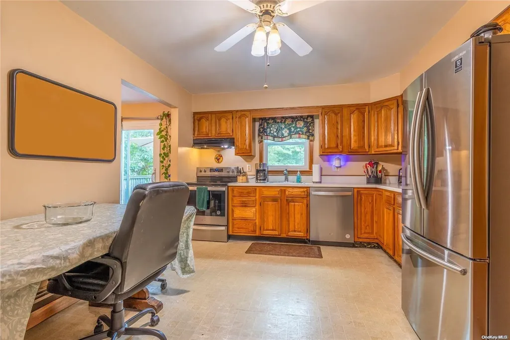 321 Magnolia Drive Selden NY 11784