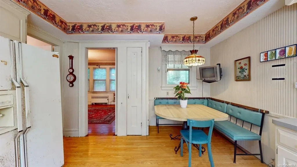 6 Harvard Avenue Hewlett NY 11557