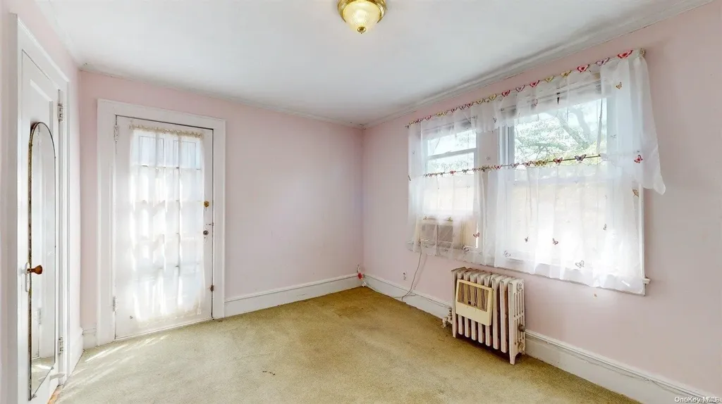 6 Harvard Avenue Hewlett NY 11557