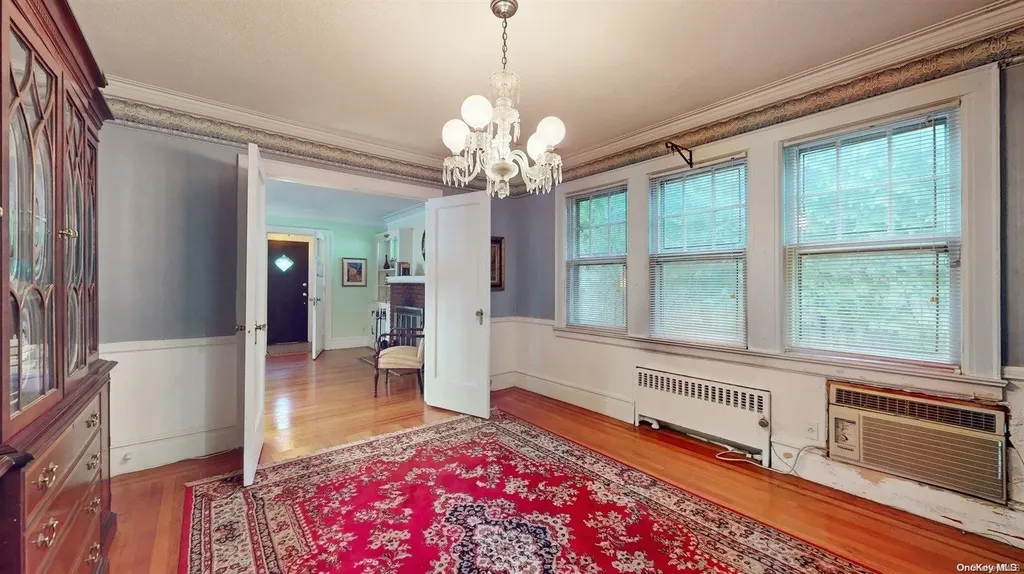 6 Harvard Avenue Hewlett NY 11557