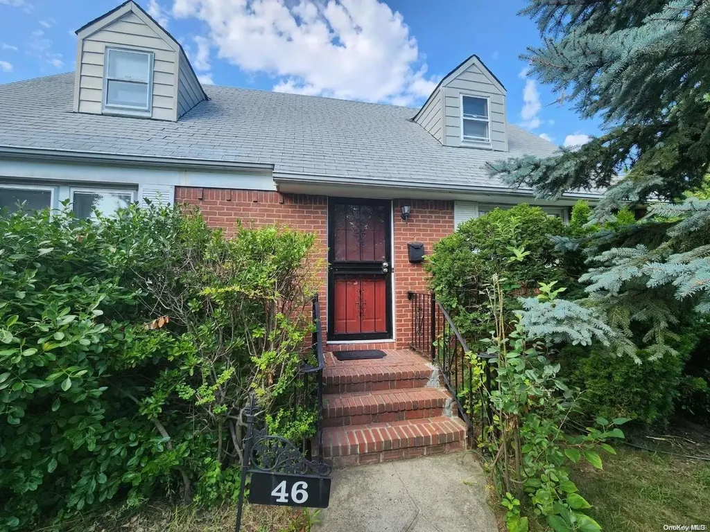 46 Cromer Road E Elmont NY 11003