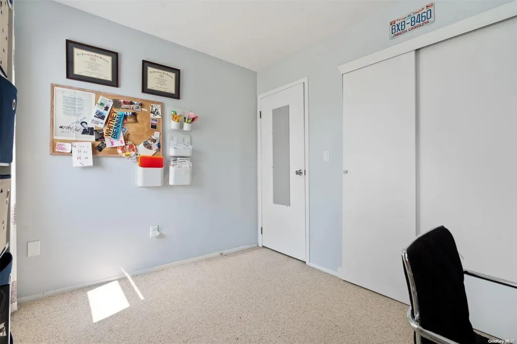 55 Johnson Lane Bay Shore NY 11706