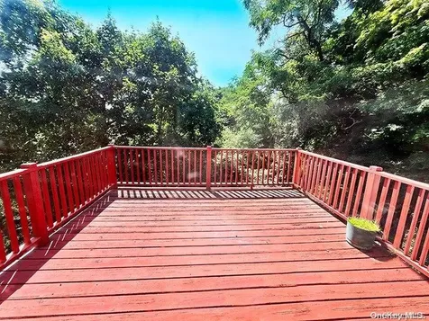 457 Quaker Ridge Road New Rochelle NY 10804