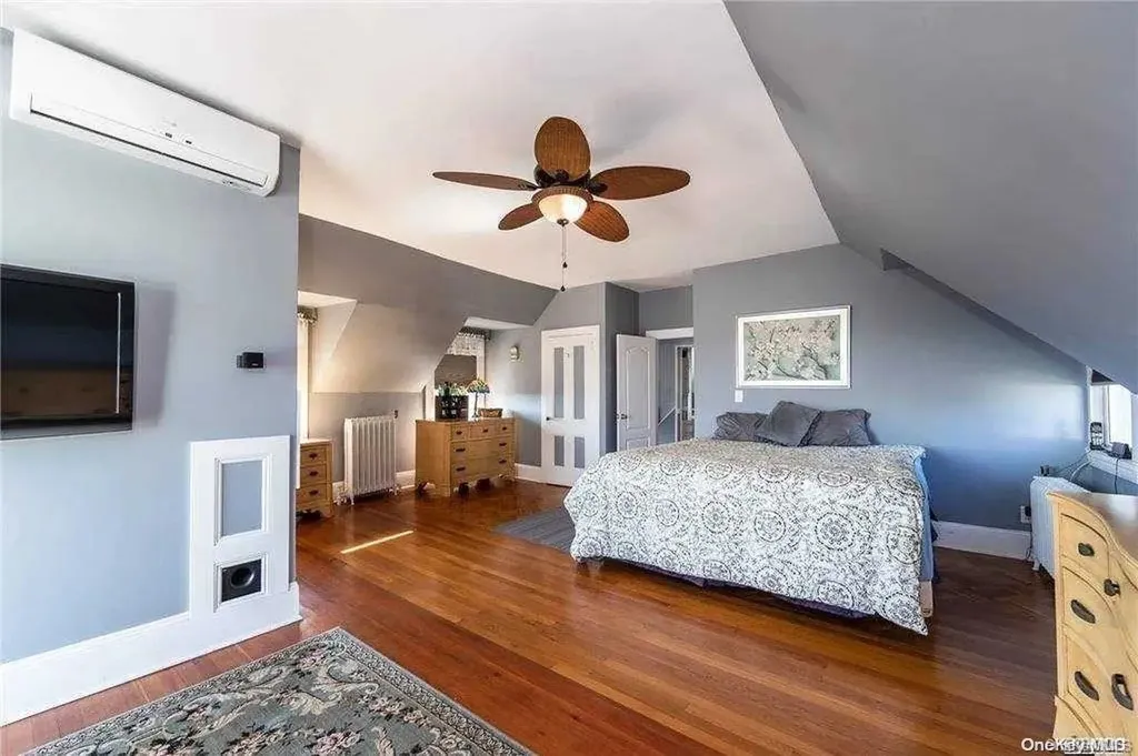 95 Ocean Avenue Bay Shore NY 11706