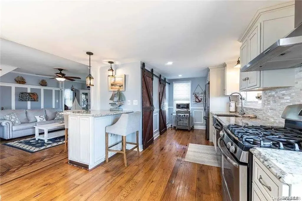 95 Ocean Avenue Bay Shore NY 11706