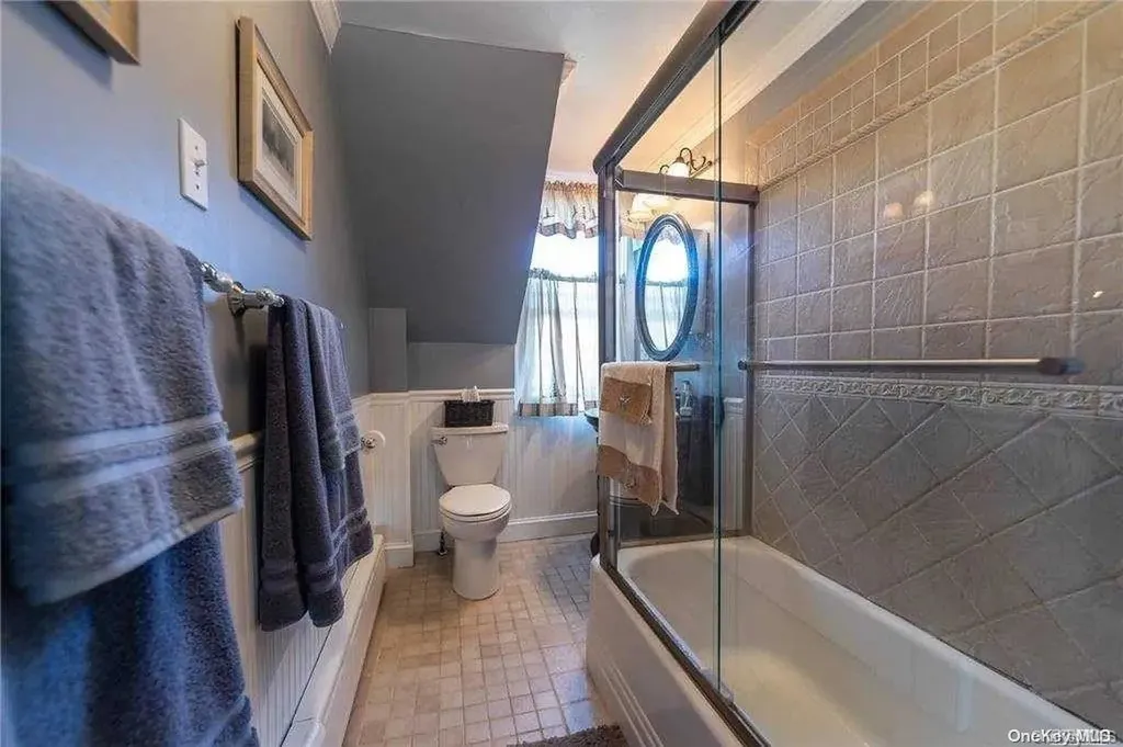 95 Ocean Avenue Bay Shore NY 11706