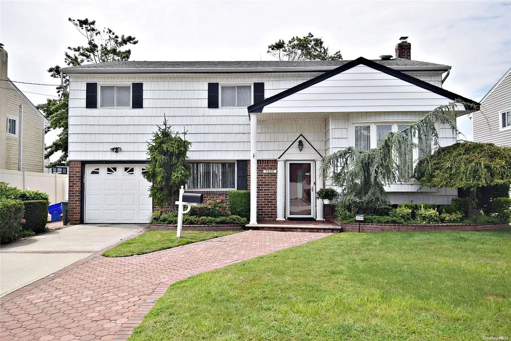 3458 Carey Lane Baldwin NY 11510