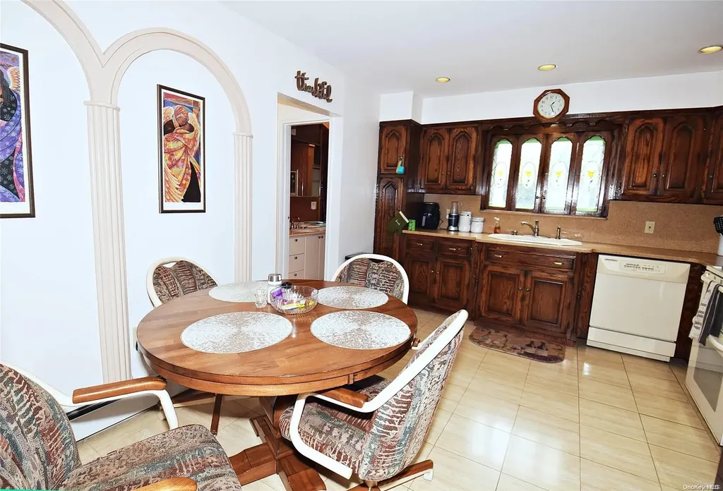 3458 Carey Lane Baldwin NY 11510