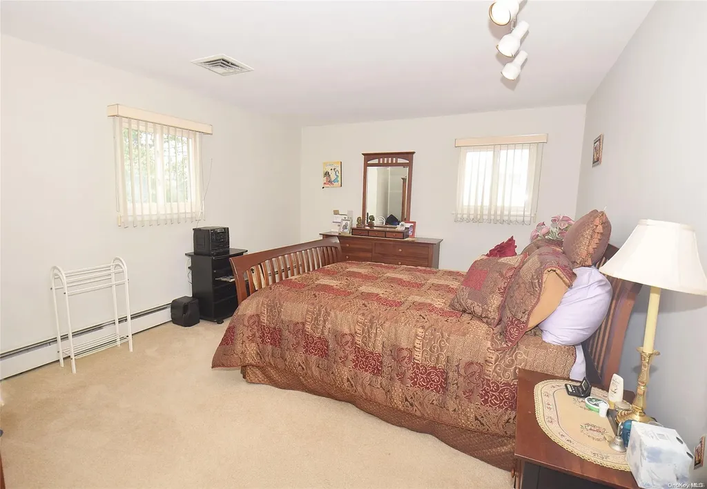 3458 Carey Lane Baldwin NY 11510