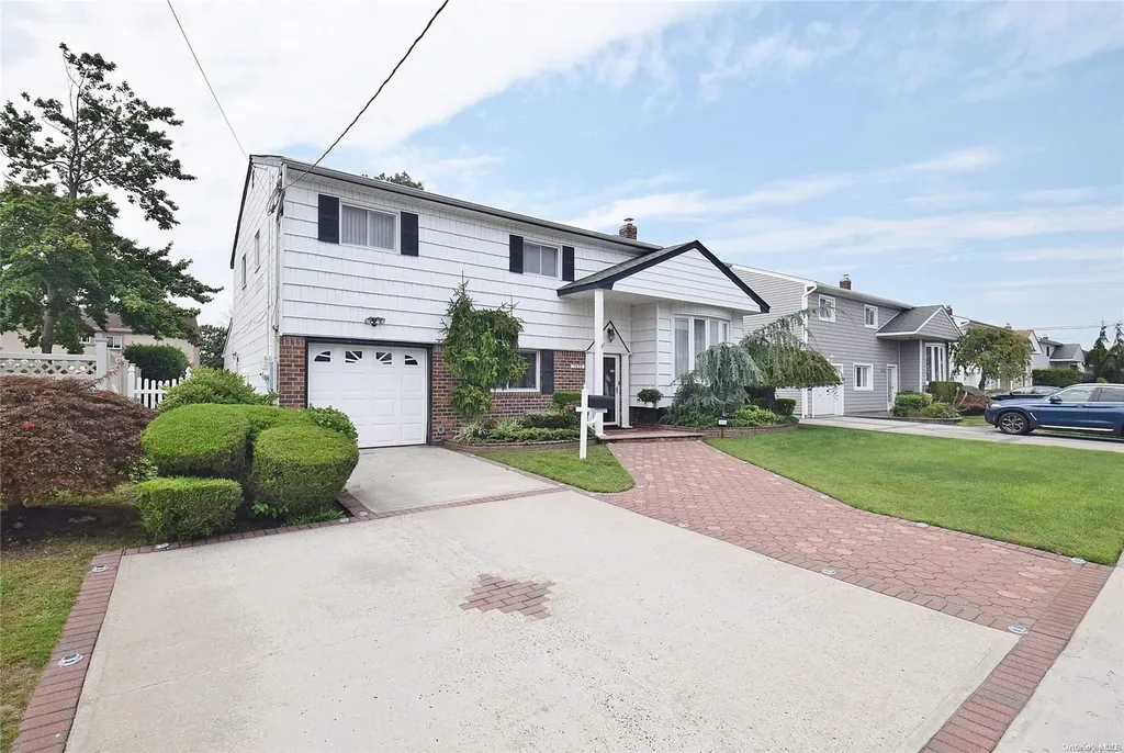 3458 Carey Lane Baldwin NY 11510