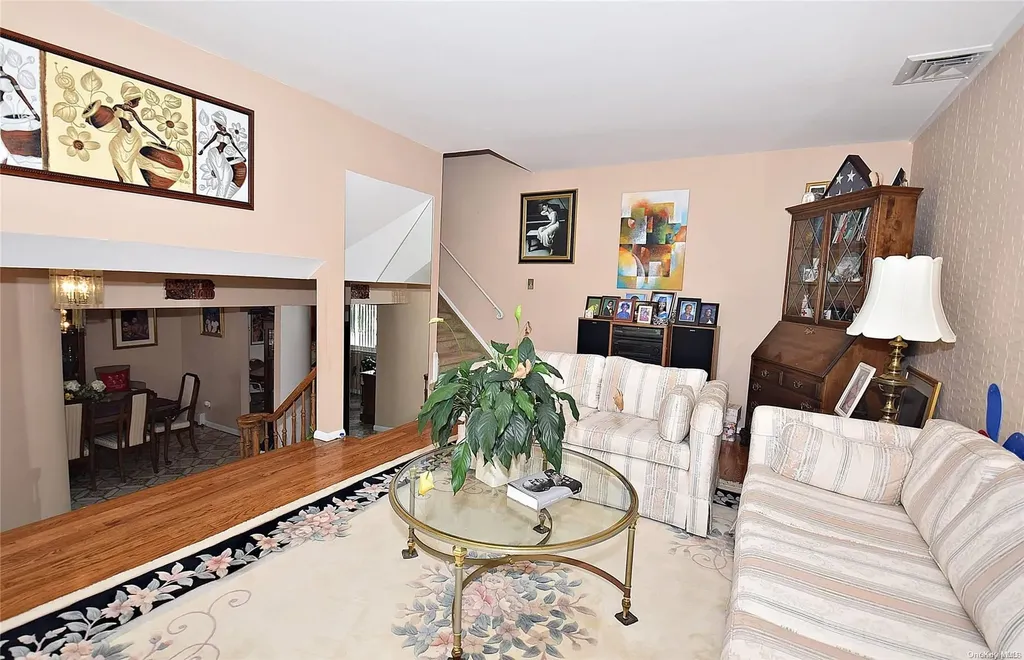3458 Carey Lane Baldwin NY 11510