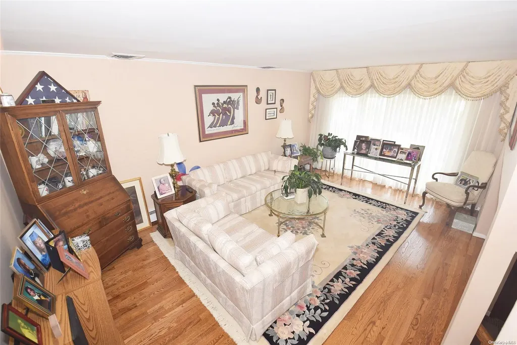 3458 Carey Lane Baldwin NY 11510