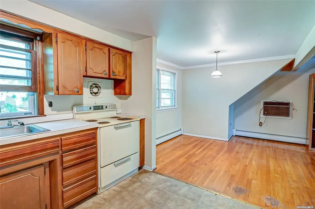 9 Cedar Street Commack NY 11725