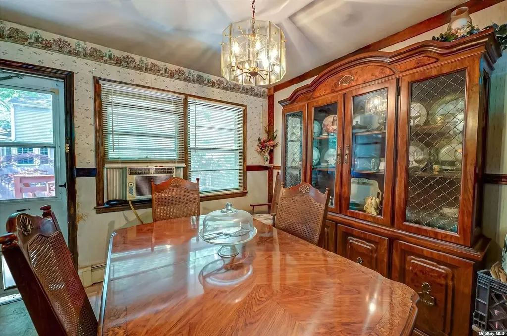 9 Cedar Street Commack NY 11725