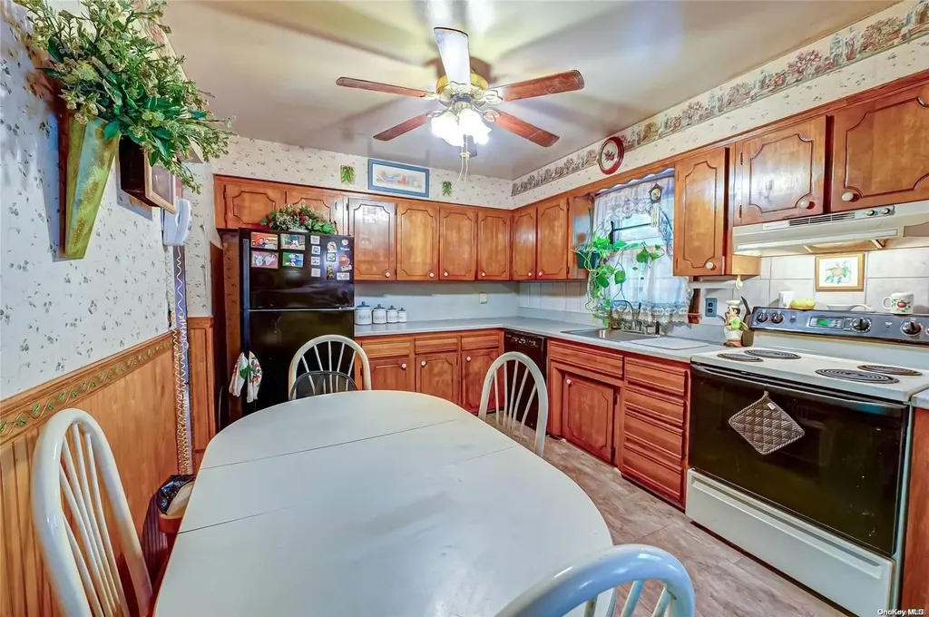9 Cedar Street Commack NY 11725