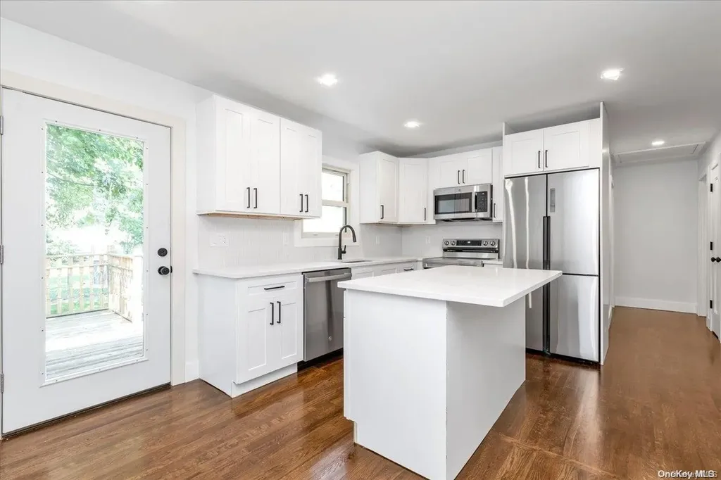 98 Whitman Avenue Islip NY 11751