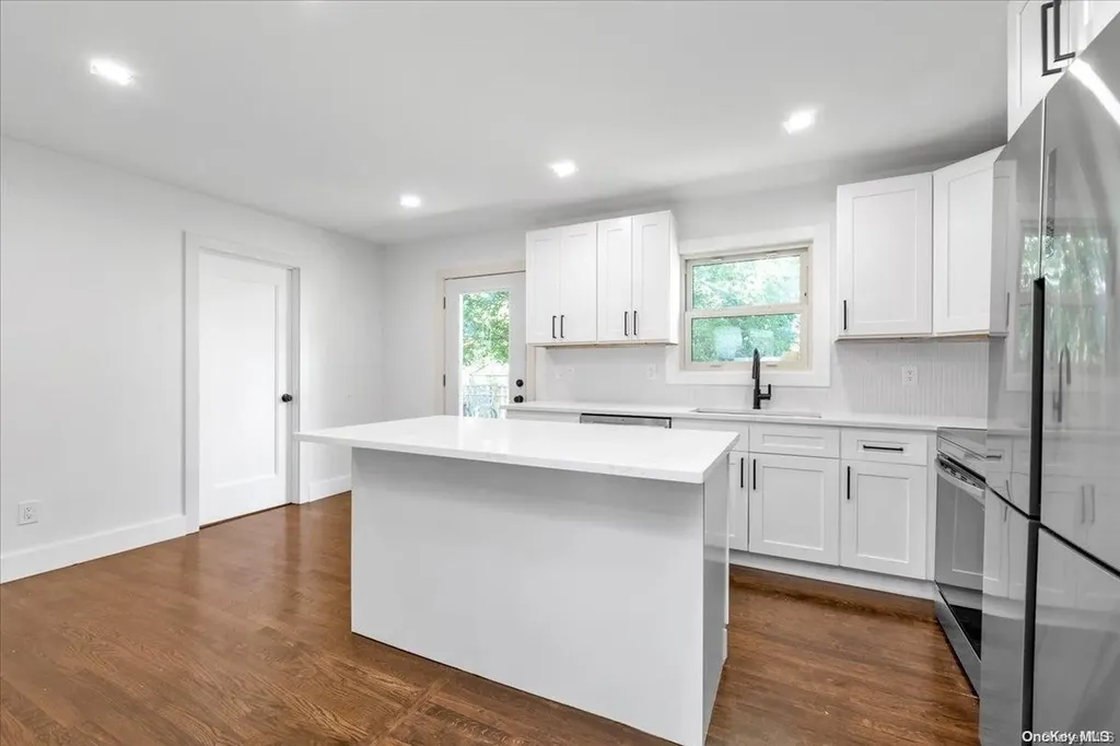 98 Whitman Avenue Islip NY 11751