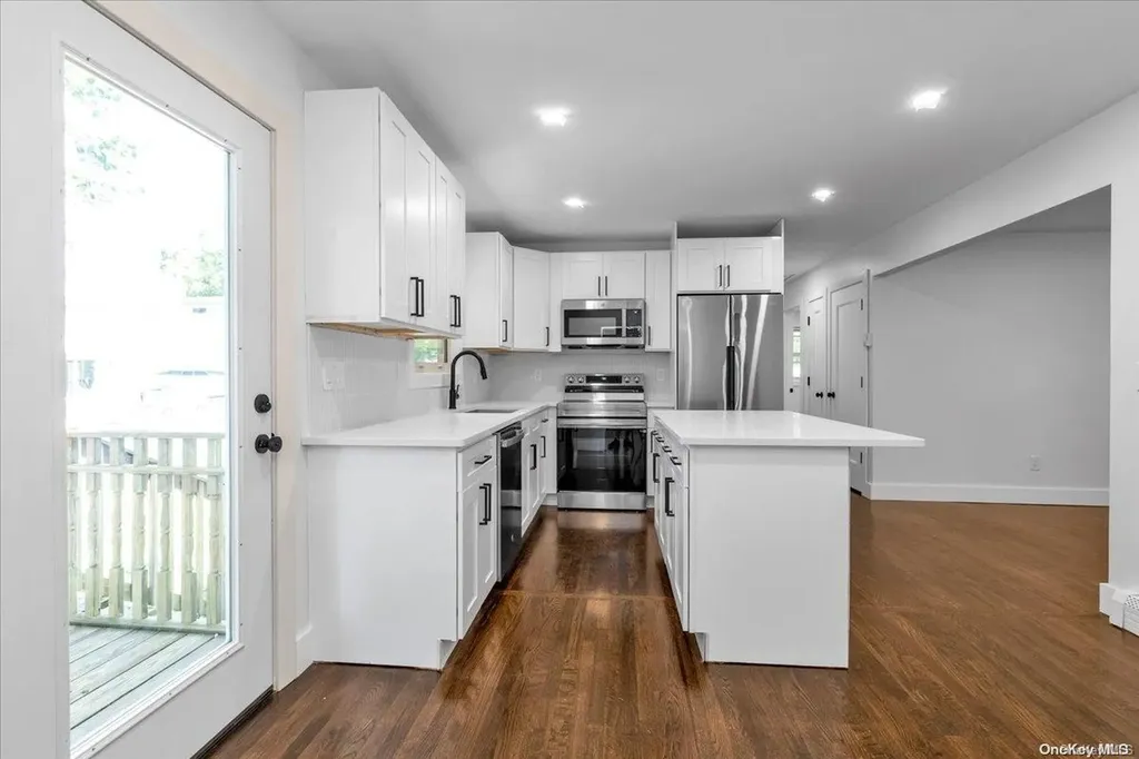 98 Whitman Avenue Islip NY 11751