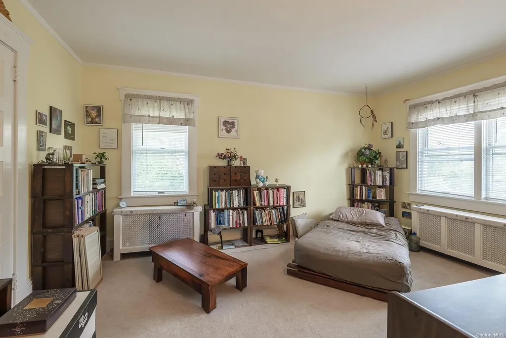 106 Penataquit Avenue Bay Shore NY 11706