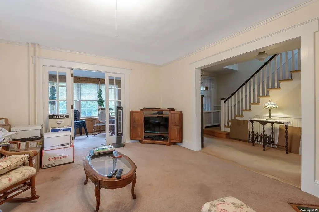 106 Penataquit Avenue Bay Shore NY 11706