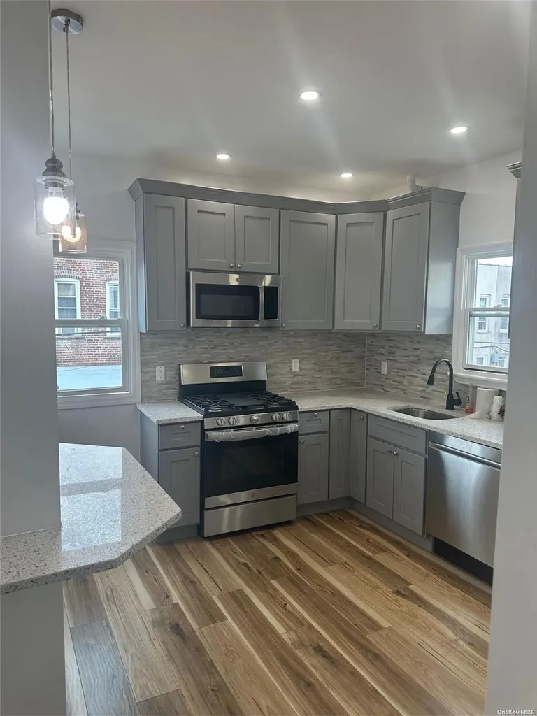 334 E 55th Street Brooklyn NY 11203