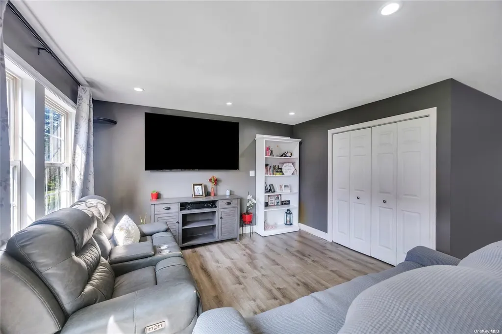 98 Avery Avenue Patchogue NY 11772