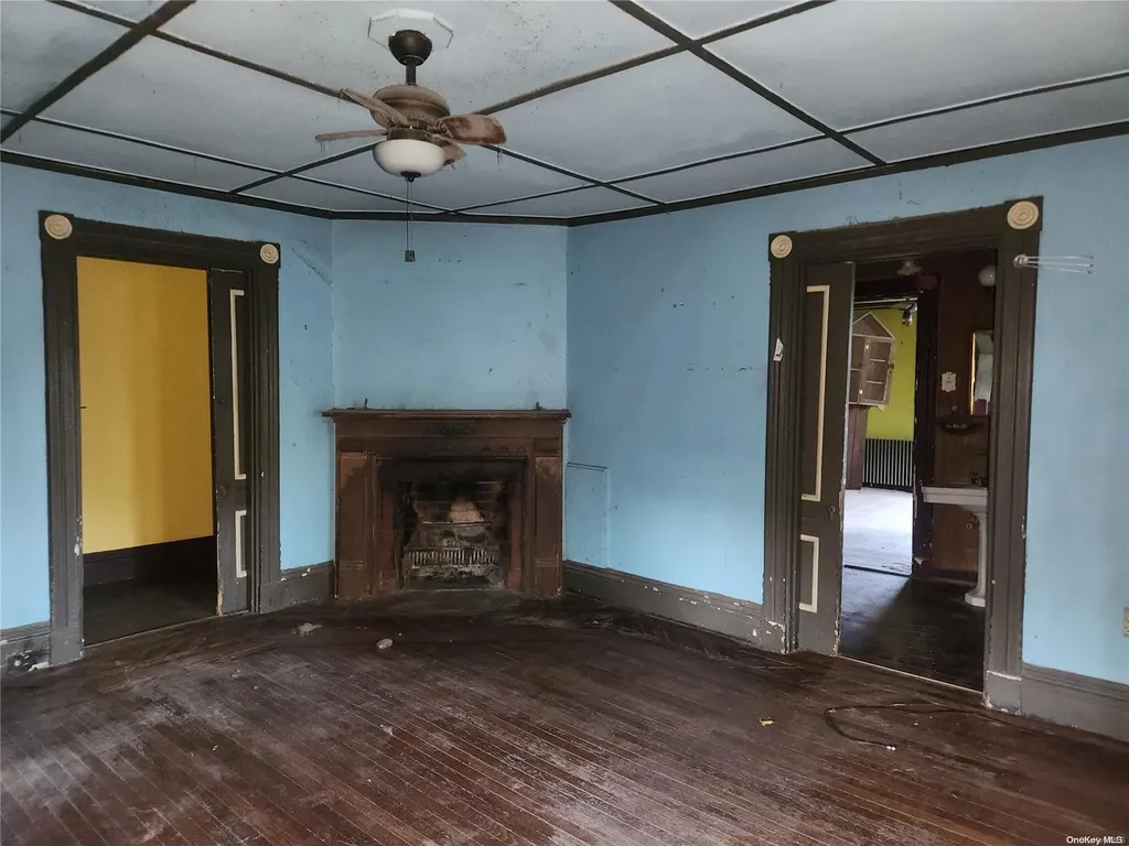 80 Ocean Avenue Bay Shore NY 11706