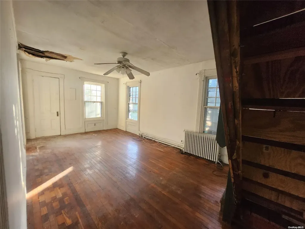 80 Ocean Avenue Bay Shore NY 11706