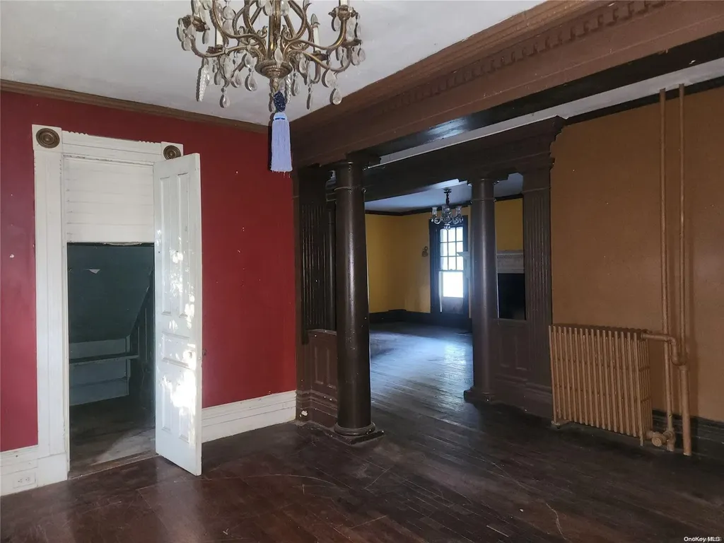80 Ocean Avenue Bay Shore NY 11706