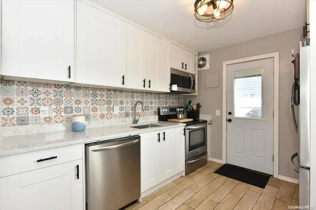 36 John Lane Levittown NY 11756