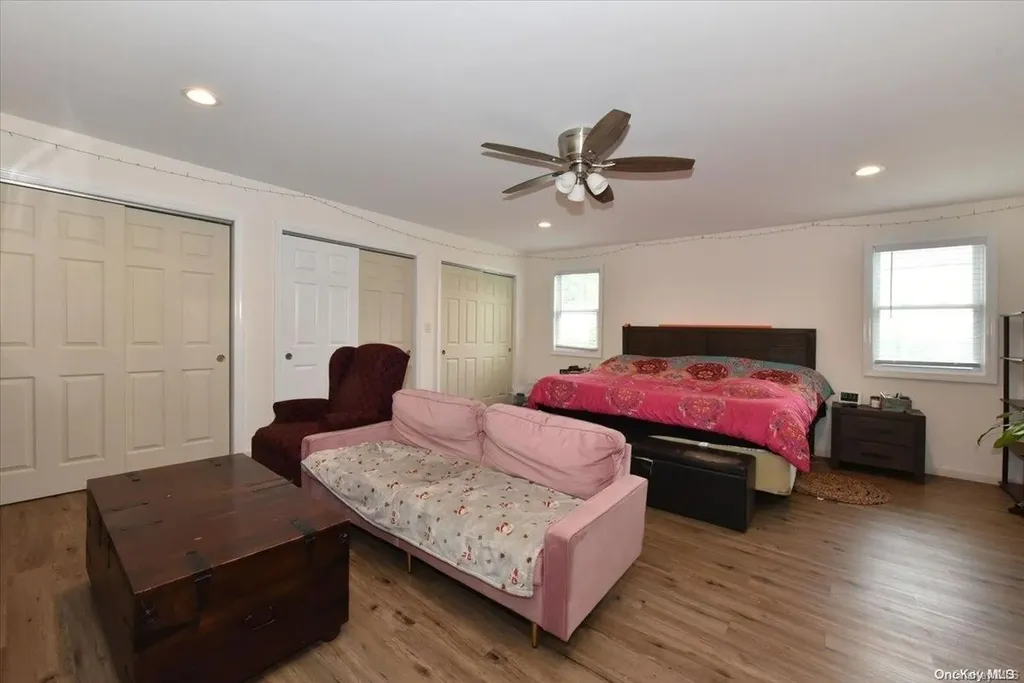 36 John Lane Levittown NY 11756