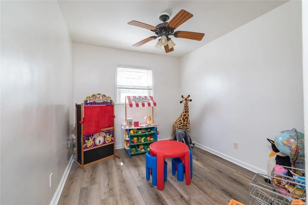 38 Spencer Avenue Lynbrook NY 11563