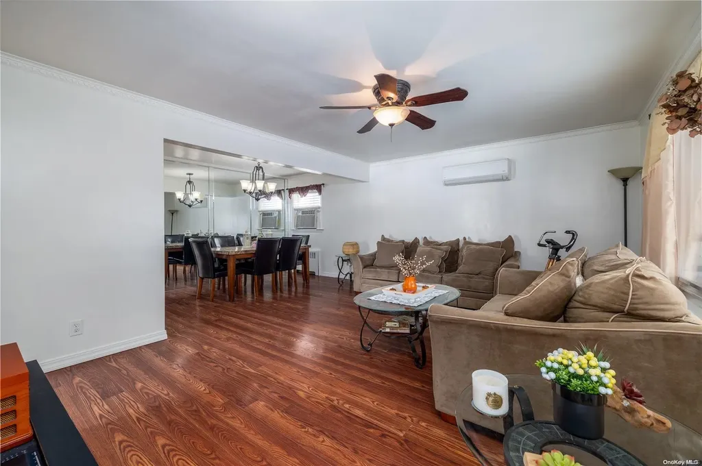 38 Spencer Avenue Lynbrook NY 11563