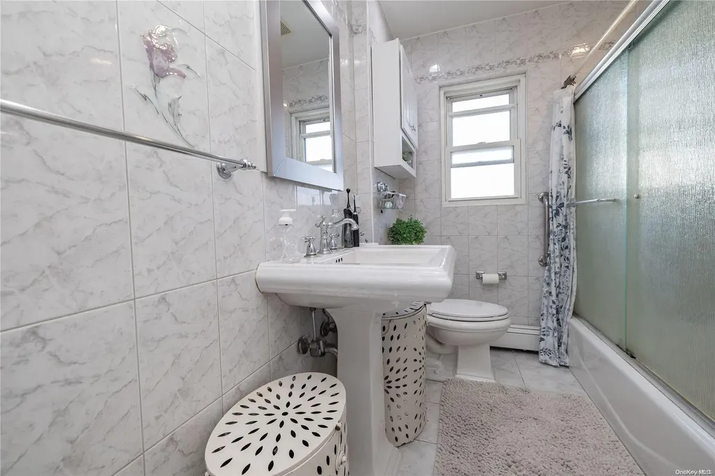 38 Spencer Avenue Lynbrook NY 11563
