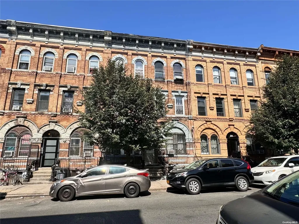 229 Stanhope Street Brooklyn NY 11237