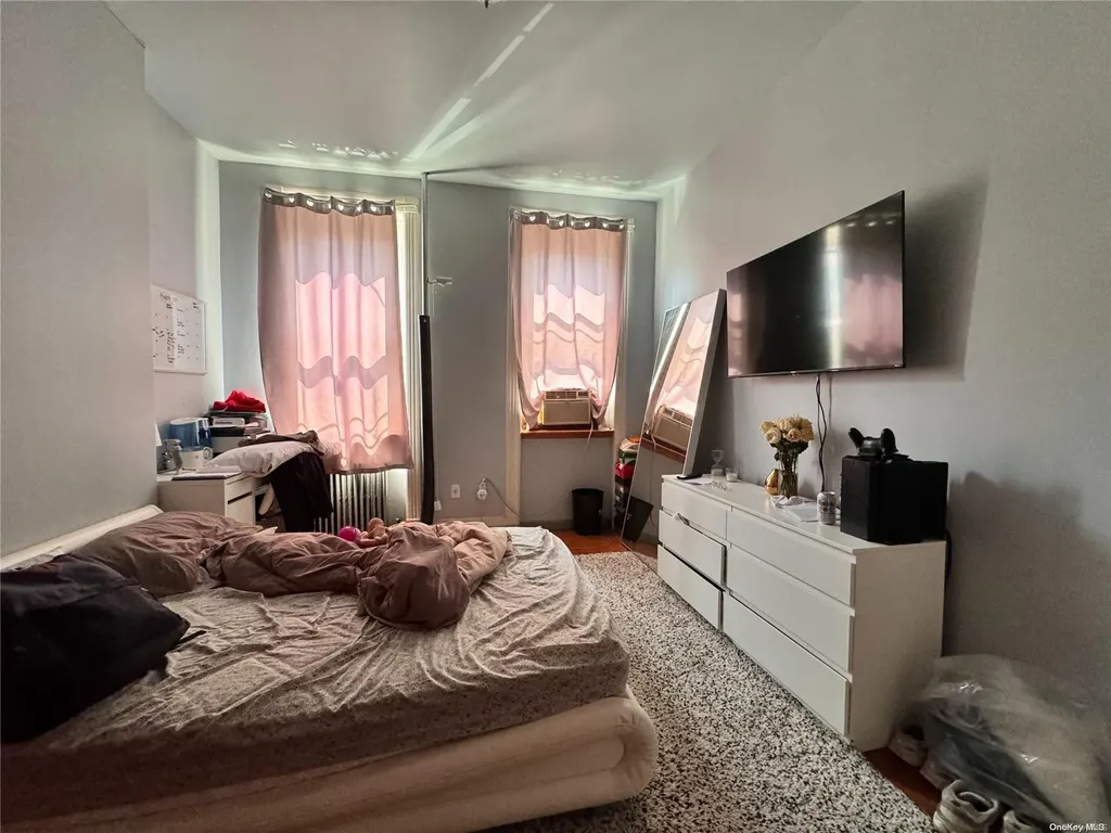229 Stanhope Street Brooklyn NY 11237