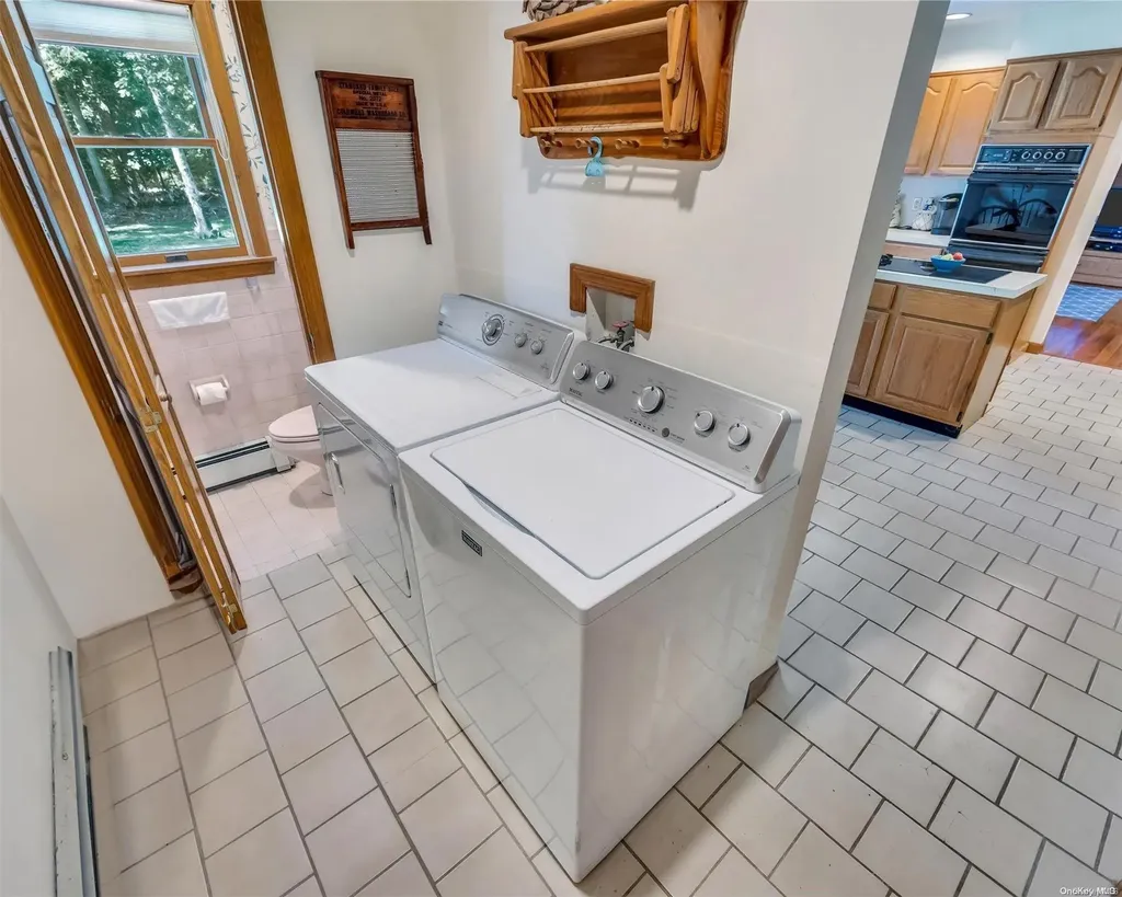 49 Daly Court Riverhead NY 11901