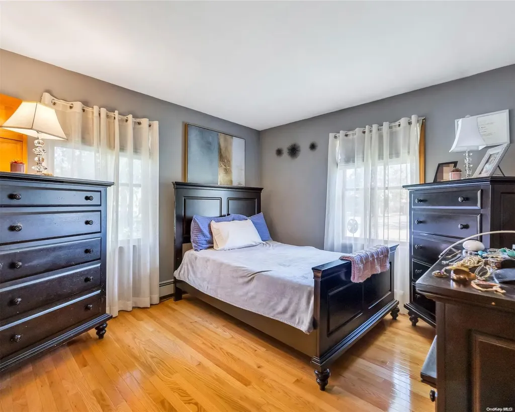 49 Daly Court Riverhead NY 11901