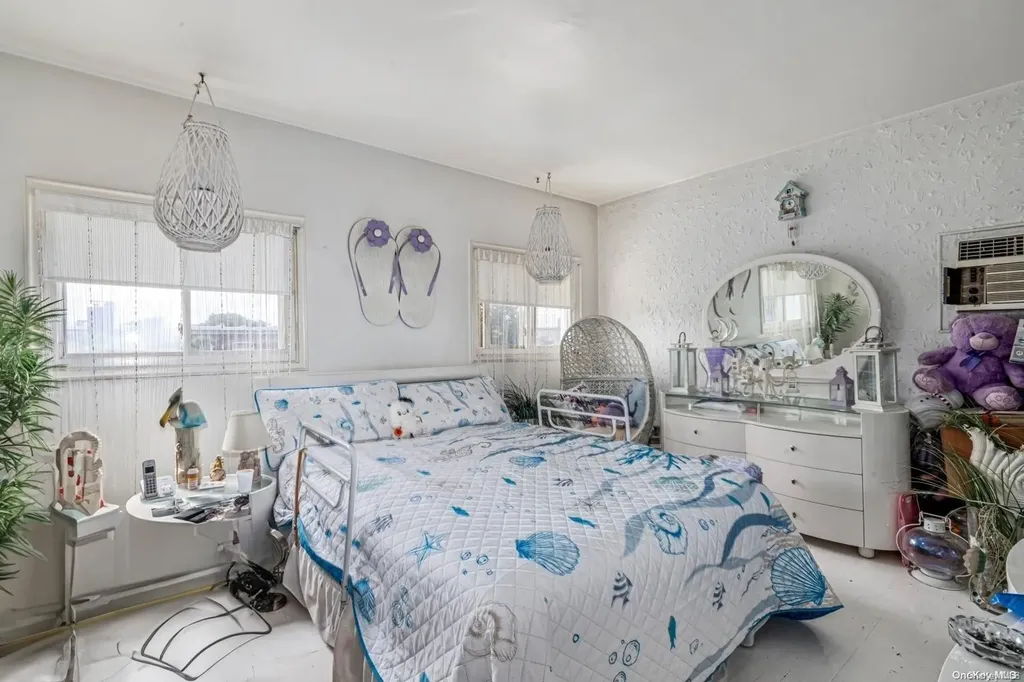 1034 B Vincent Avenue Bronx NY 10465